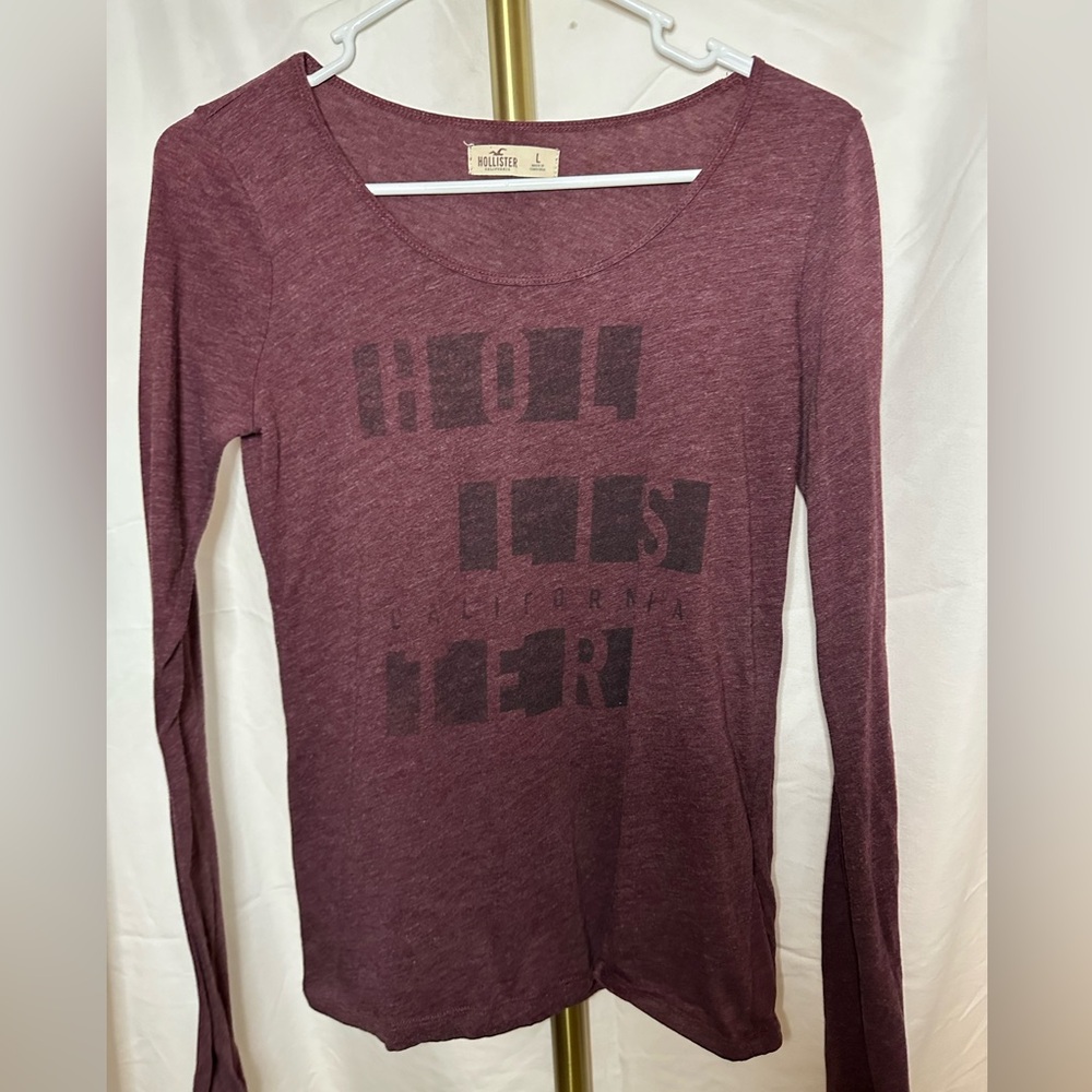 Hollister Graphic Long Sleeve Tee Size L